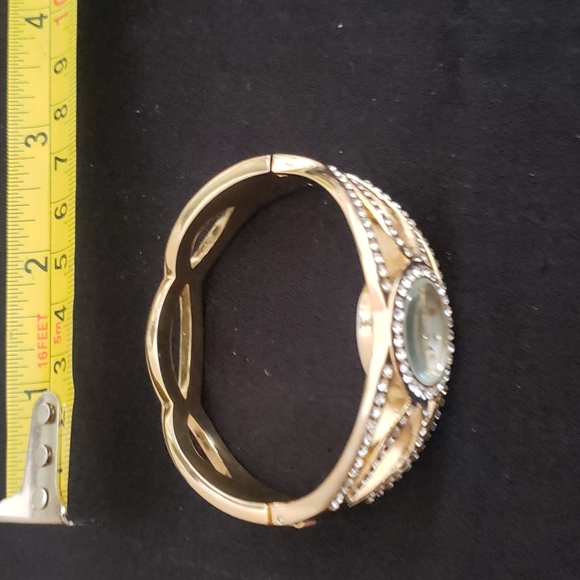 *Osirock Gold Tone Quartz  Rhinestone Watch with Cuff - Picture 5 of 8